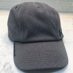 Under Armour women’s multi hair cap, gray